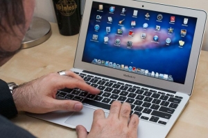 Laptop sài văn phòng