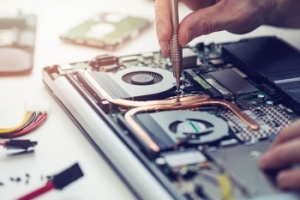 Cửa Hàng Sửa Laptop Quận 8 Uy Tín Giá Rẻ Chất Lượng