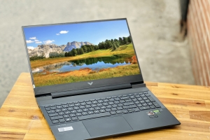 THAY MÀN HÌNH HP VICTUS TPHCM